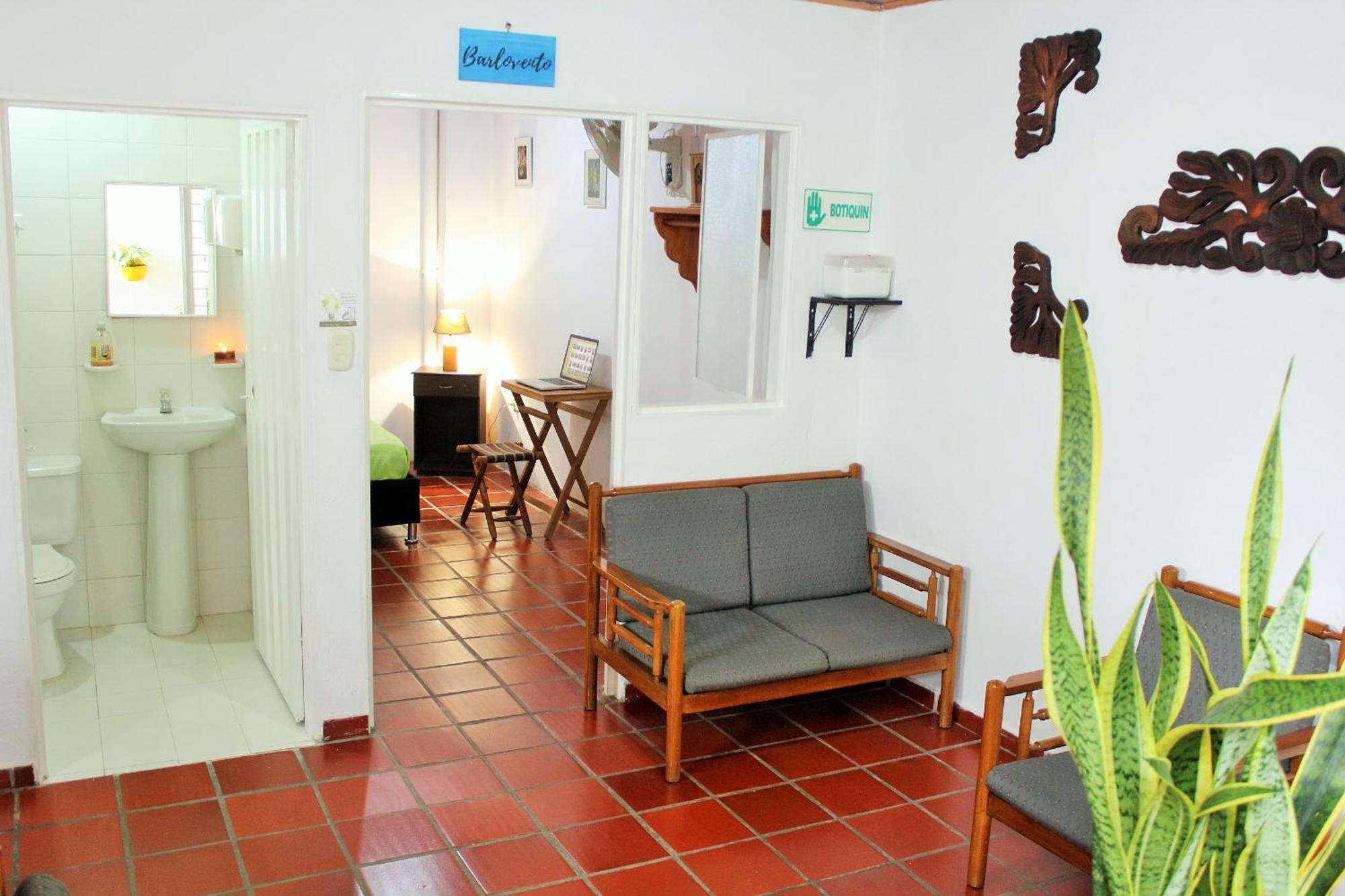 Hospedaje Los Capuchinos Socorro Eksteriør billede